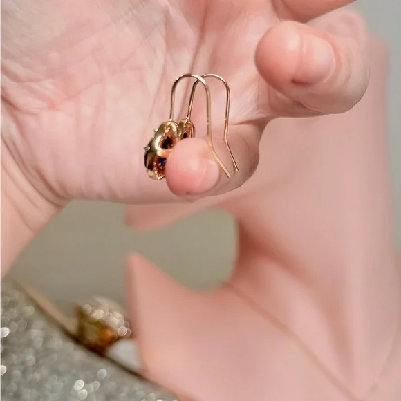 ⚜️ Elegant Gold Earrings With Blue and Clear Zirconia 💎 - Picture 8 of 11